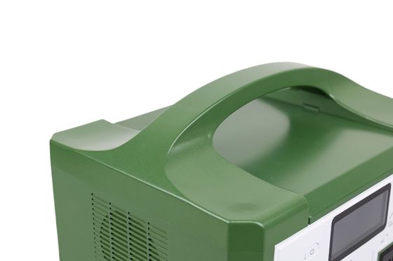 Szybkie ładowanie MPPT Solar Cotroller 600W Power Green Plastic Case Solar Generator For Outdoor Backup System