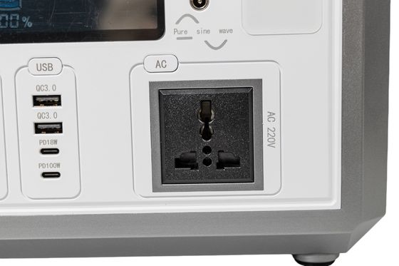 50HZ/60HZ AC Outlet Flash Fish Generator słoneczny Przenośny magazyn energii z ładowaniem paneli słonecznych dla urządzeń biurowych