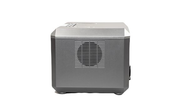 Bezpłatny przełącznik przenośny gniazdka AC 600W PV ładowanie Najlepsza elektrownia z światłem SOS dla zasilania awaryjnego