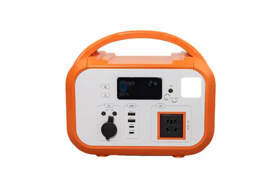 Światło LED do ładowania Lifepo4 Cylindryczny z 3 gniazdkami AC Bateria Power Bank dla smartfonów